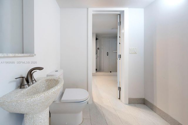 333 Sunset Dr 804, Fort Lauderdale, FL 33301