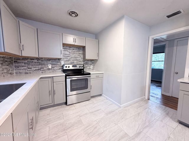 6309 PINE COVE Lane, Jacksonville, FL 32211