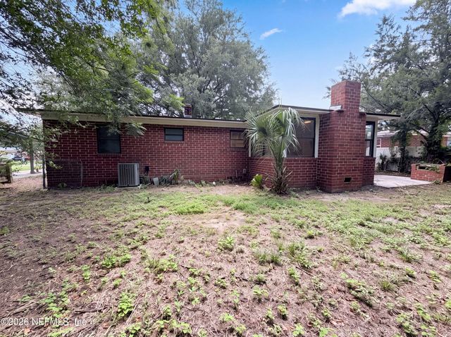 6309 PINE COVE Lane, Jacksonville, FL 32211