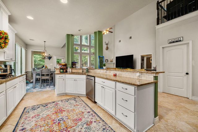 118 N Greatwood Glen Place, Montgomery, TX 77316