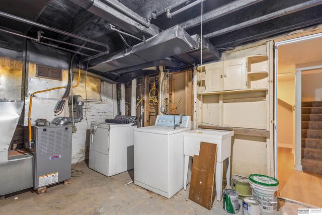 1444 S 16th Street, Omaha, NE 68108