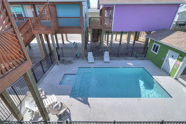 403 S 10th St 4, Port Aransas, TX 78373