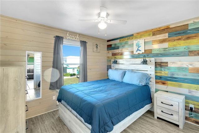403 S 10th St 4, Port Aransas, TX 78373