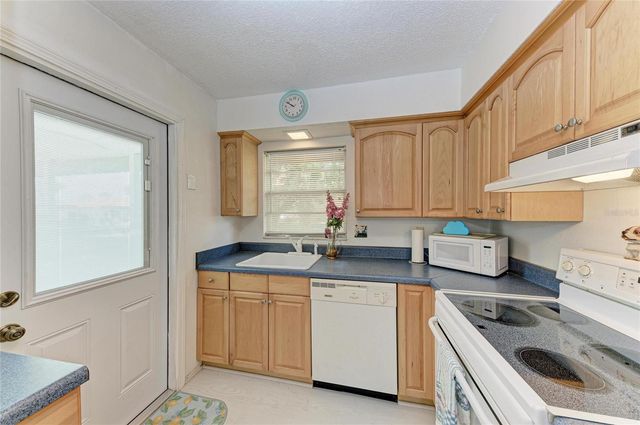 3303 CHICAGO AVENUE, Bradenton, FL 34207