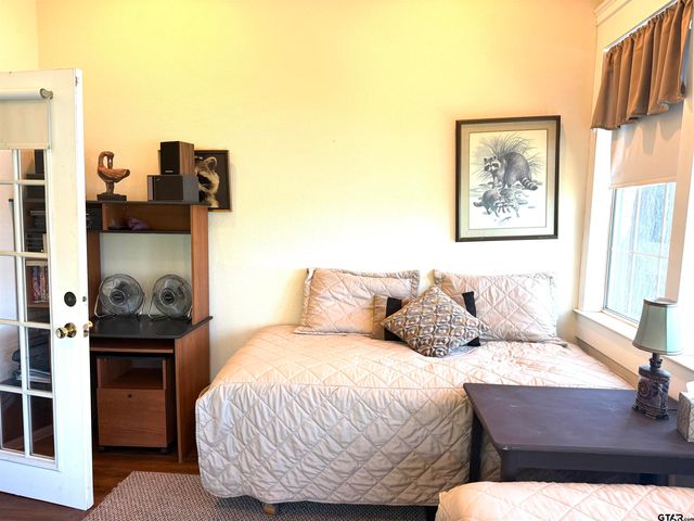 1114 CR 3112, Jacksonville, TX 75766