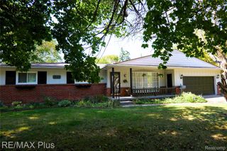 1227 N Jackson Street, Lapeer, MI 48446