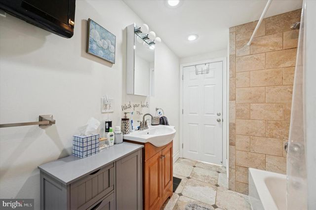 248 PENNINGTON AVE, Morton, PA 19070