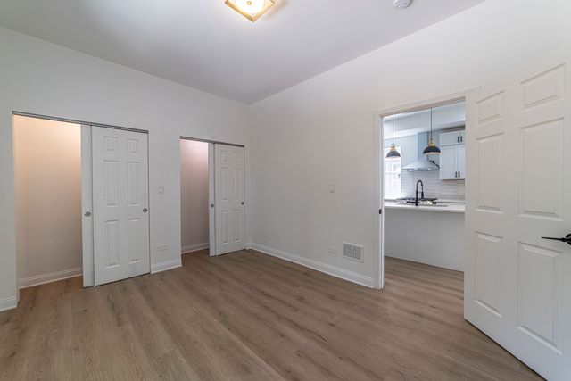 6911 S Kimbark Avenue 1, Chicago, IL 60637