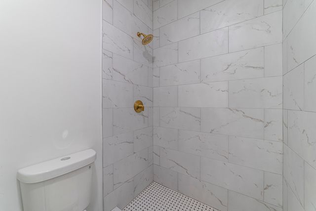 6911 S Kimbark Avenue 1, Chicago, IL 60637