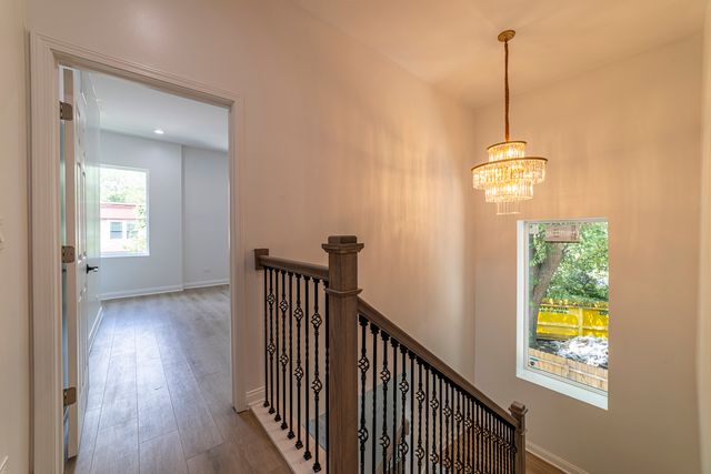 6911 S Kimbark Avenue 1, Chicago, IL 60637