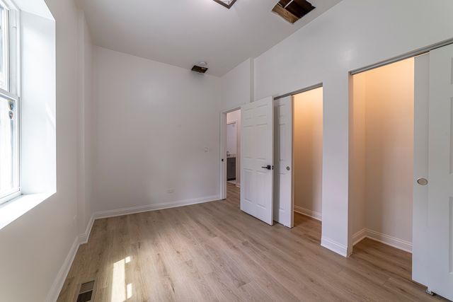 6911 S Kimbark Avenue 1, Chicago, IL 60637