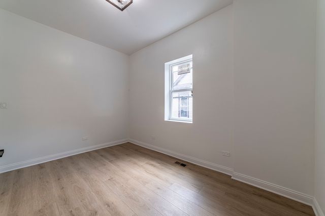 6911 S Kimbark Avenue 1, Chicago, IL 60637