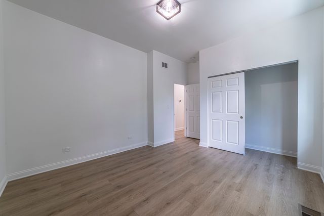 6911 S Kimbark Avenue 1, Chicago, IL 60637