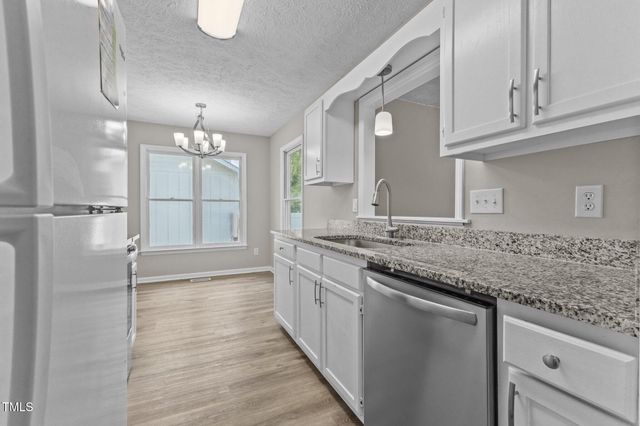 1324 Oak Knolls Drive, Fayetteville, NC 28314