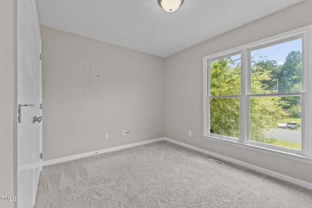 1324 Oak Knolls Drive, Fayetteville, NC 28314