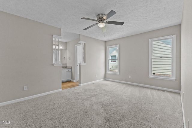 1324 Oak Knolls Drive, Fayetteville, NC 28314
