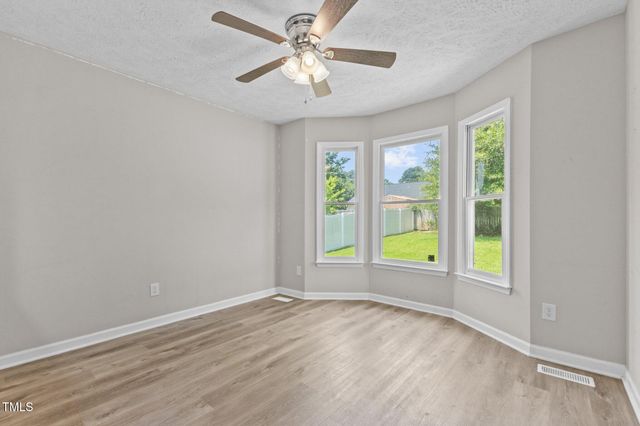 1324 Oak Knolls Drive, Fayetteville, NC 28314