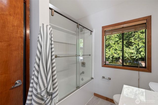 26120 220th Avenue SE, Maple Valley, WA 98038
