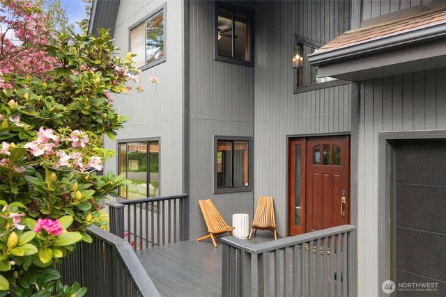 26120 220th Avenue SE, Maple Valley, WA 98038