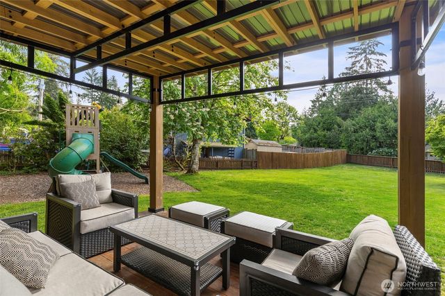 26120 220th Avenue SE, Maple Valley, WA 98038