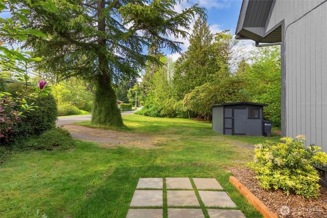 26120 220th Avenue SE, Maple Valley, WA 98038