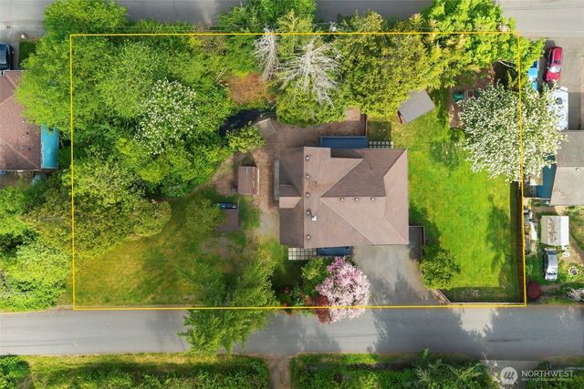 26120 220th Avenue SE, Maple Valley, WA 98038