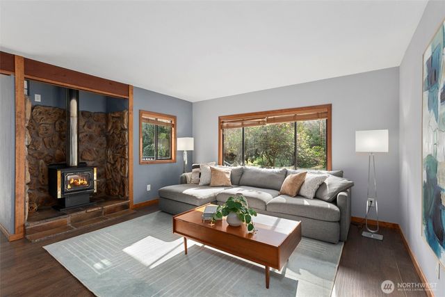 26120 220th Avenue SE, Maple Valley, WA 98038