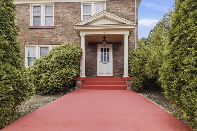 201 Capital STREET, Burlington, WI 53105