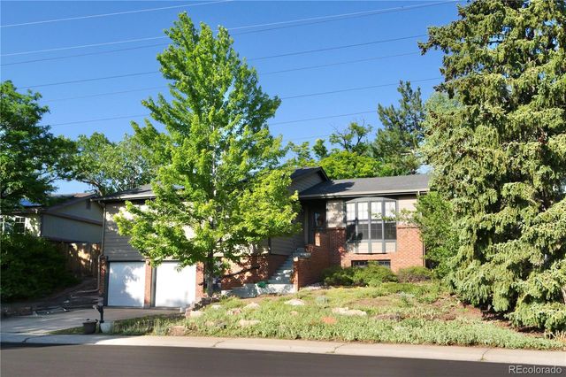 3040 S Roslyn Street, Denver, CO 80231