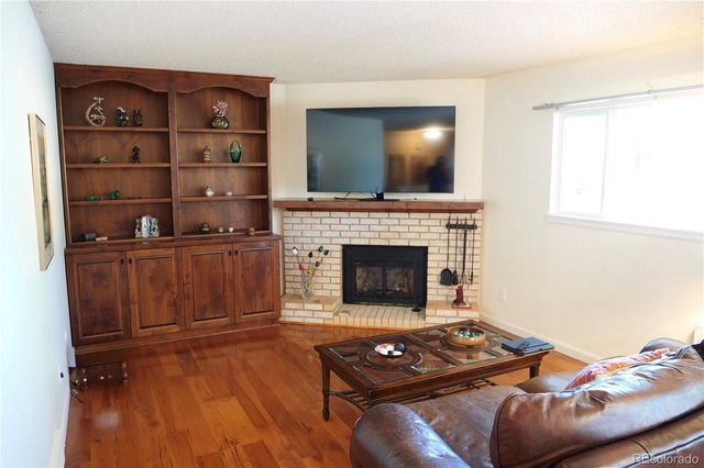 3040 S Roslyn Street, Denver, CO 80231
