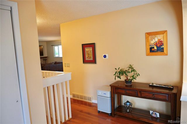 3040 S Roslyn Street, Denver, CO 80231