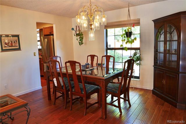 3040 S Roslyn Street, Denver, CO 80231
