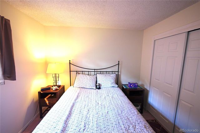 3040 S Roslyn Street, Denver, CO 80231