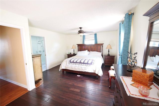 3040 S Roslyn Street, Denver, CO 80231
