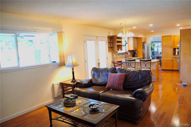 3040 S Roslyn Street, Denver, CO 80231