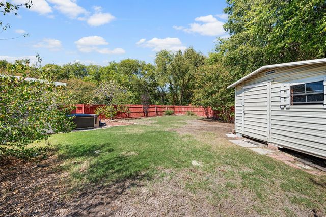 866 Sonora Lane, Grand Prairie, TX 75052