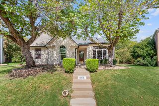 866 Sonora Lane, Grand Prairie, TX 75052