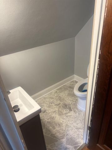 915 West Street, Baraboo, WI 53913