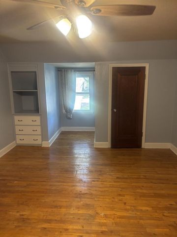 915 West Street, Baraboo, WI 53913