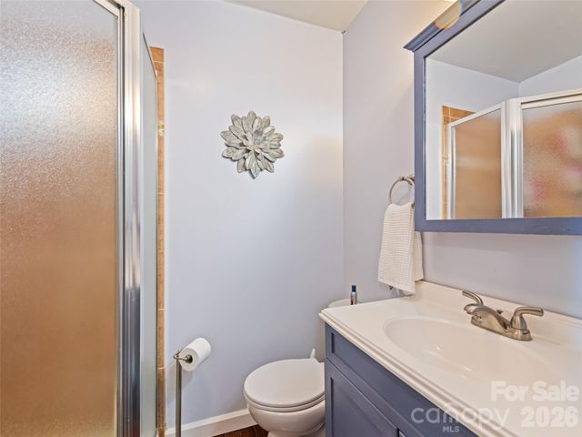1073 Lentini Drive, Waynesville, NC 28785