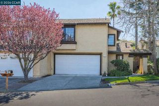 270 Willow Lake Dr, Martinez, CA 94553
