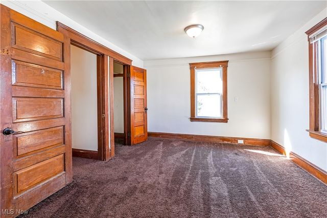 2084 W 104th Street, Cleveland, OH 44102