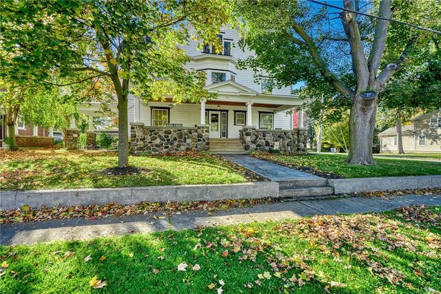 121 East Main Street, Webster, NY 14580