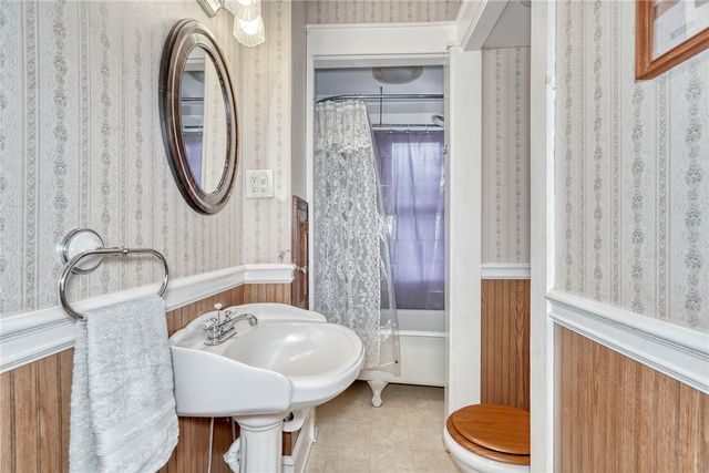 121 East Main Street, Webster, NY 14580