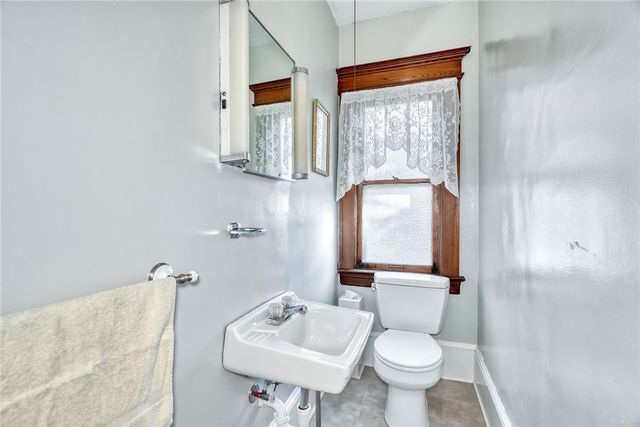 121 East Main Street, Webster, NY 14580