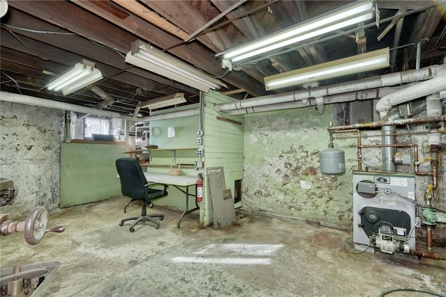 121 East Main Street, Webster, NY 14580