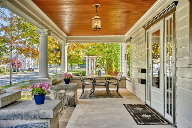 121 East Main Street, Webster, NY 14580