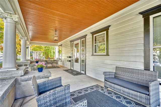 121 East Main Street, Webster, NY 14580