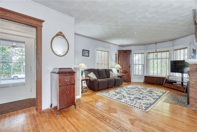 121 East Main Street, Webster, NY 14580