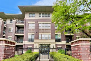 6436 Roosevelt Road 212, Oak Park, IL 60304